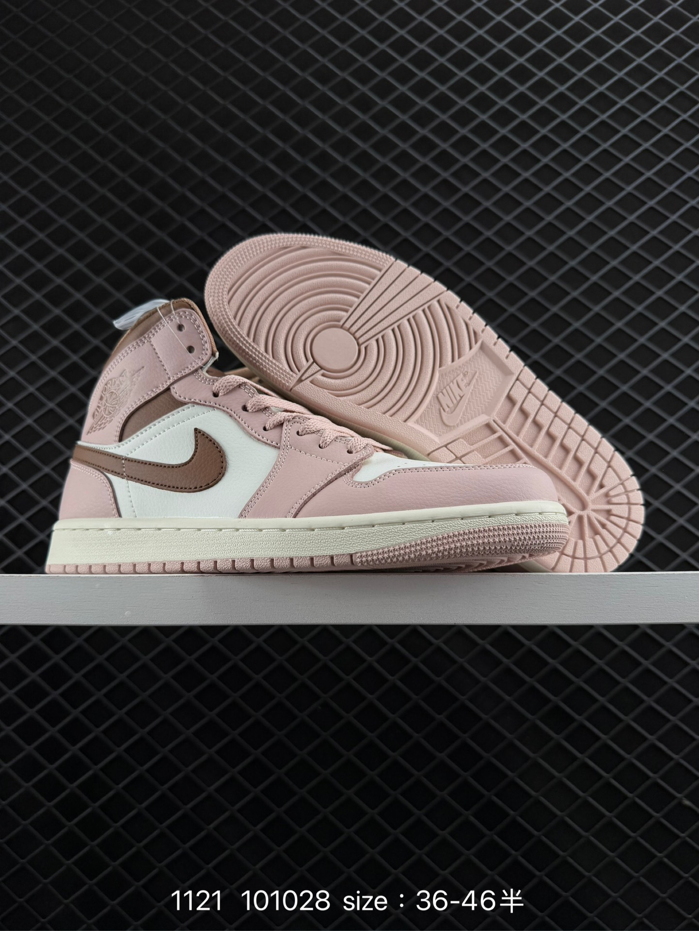 NIKE Air Jordan 1 Retro Mid”Reverse Black Toe“ TL BMXDAJ1